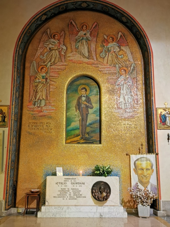 Altar de Domingo Savio en la basílica de Sant'Agostino, Milán